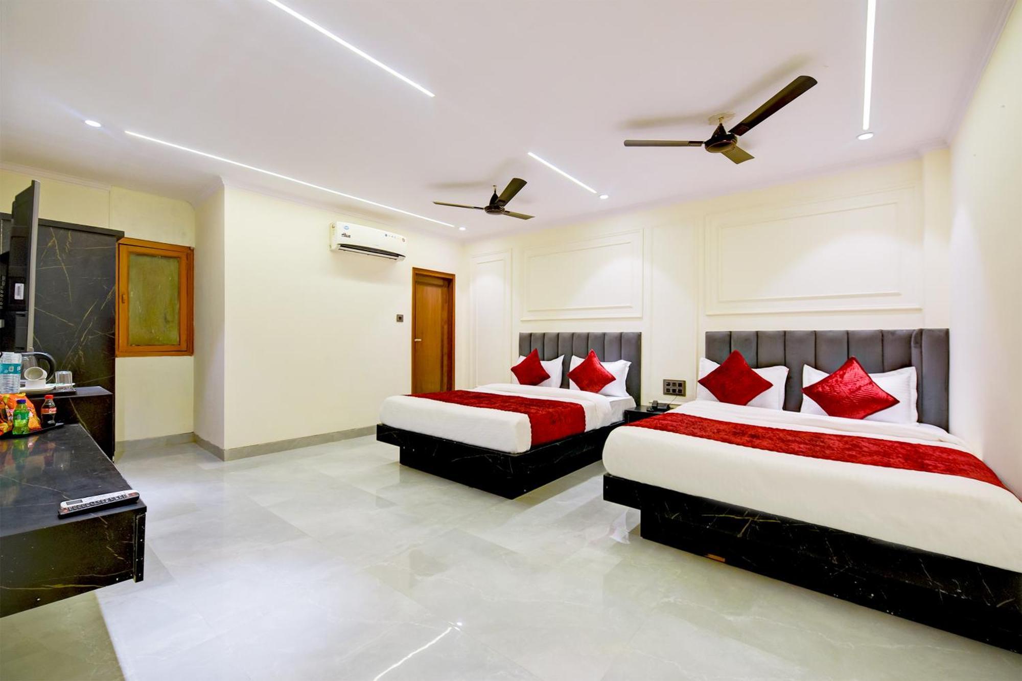 Hotel Surya Plaza New Delhi